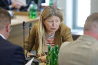 Sejm: komisja za projektem w sprawie dodatku dopełniającego do renty socjalnej