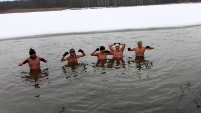 Po biegu Policz się z Cukrzycą wskoczyli do zimnego zalewu