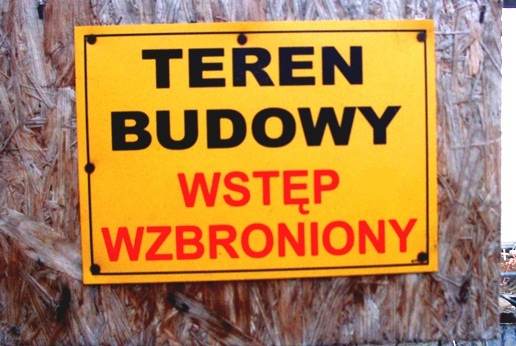 Wykonawca opuszcza plac budowy basenu