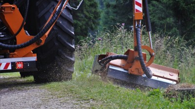 Jak z tym koszeniem dróg powiatowych jest? Sprawdzamy!