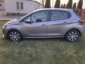 Sprzedam Peugeot 208 1.5 BlueHDi